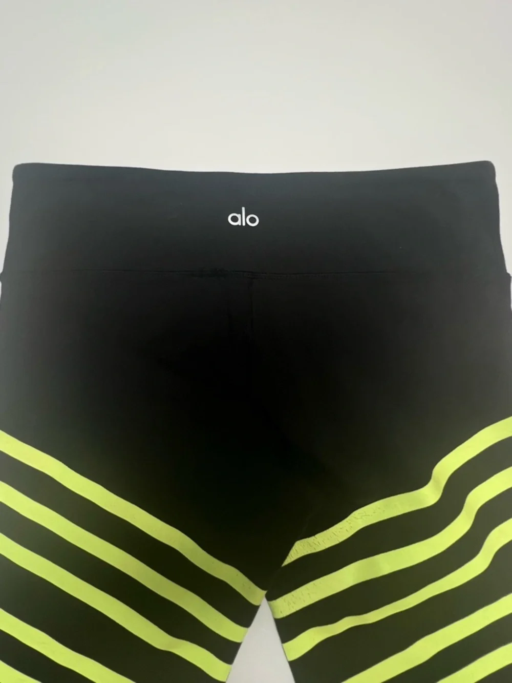 ALO YOGA High Waist Leggings Black Neon Yellow Striped Athletic Pants Size M‎